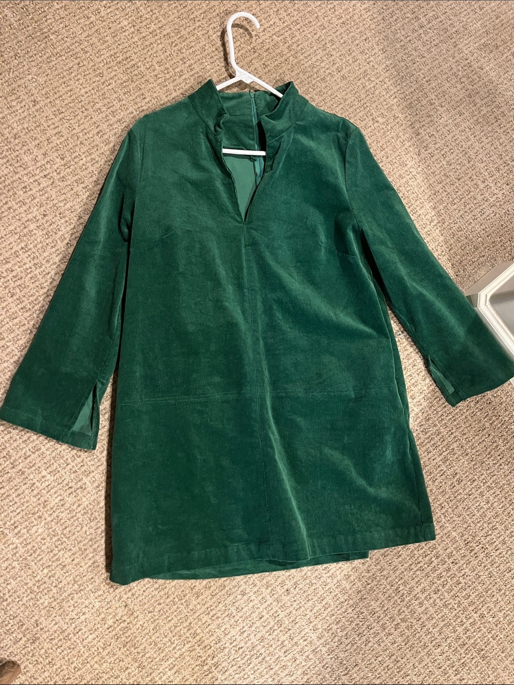 Women's Emerald Green Velvet Shift Dress with Mock V-Neck